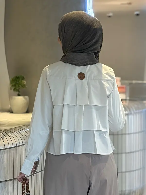 قميص انتولينا قميص انتولينا