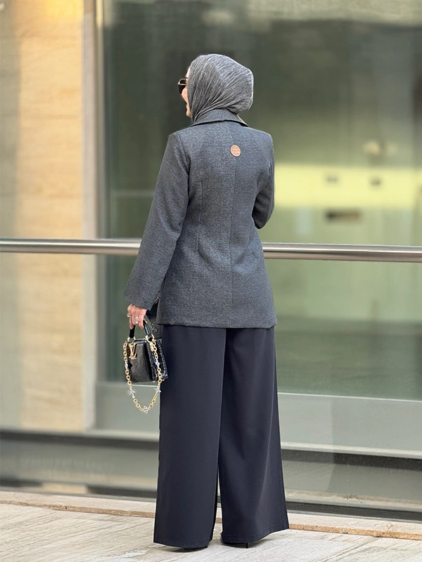 جاكيت ريانا جاكيت ريانا