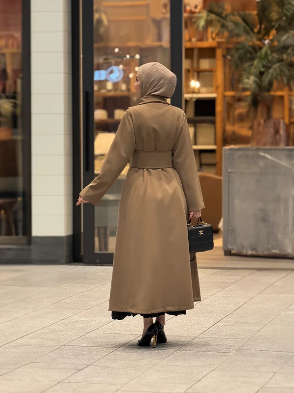 ترنشكوت برايتون صيفي ترنشكوت برايتون صيفي