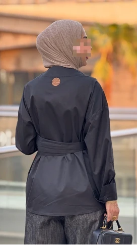 قميص تويستد